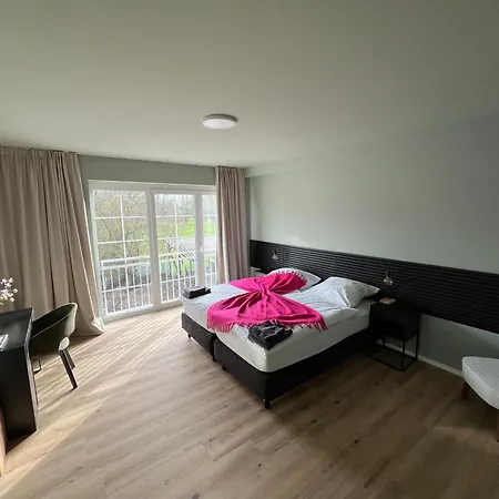 Bett4-you Pinneberg - 3*