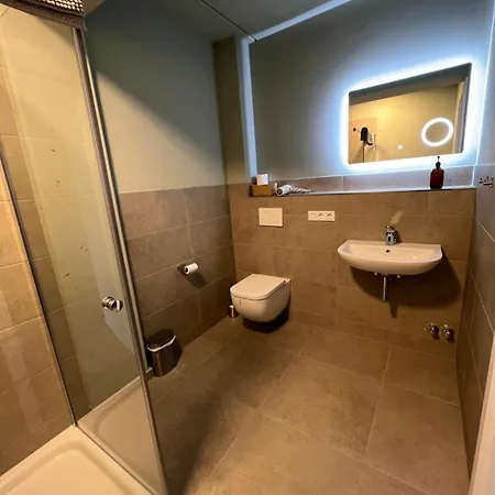 Hotel Bett4-you Pinneberg - 3*